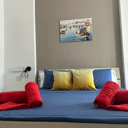 The Comfy Apartment-2 Bedroom, Near Shops, Restaurants & Bus Stop Lägenhet St. Paul's Bay