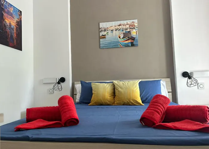 The Comfy Apartment-2 Bedroom, Near Shops, Restaurants & Bus Stop Lägenhet St. Paul's Bay